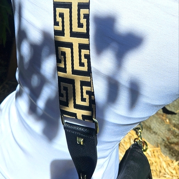 MARC JACOBS Empire City Messenger Pebbled Leather Crossbody Bag Guitar Strap - Picture 4 of 13